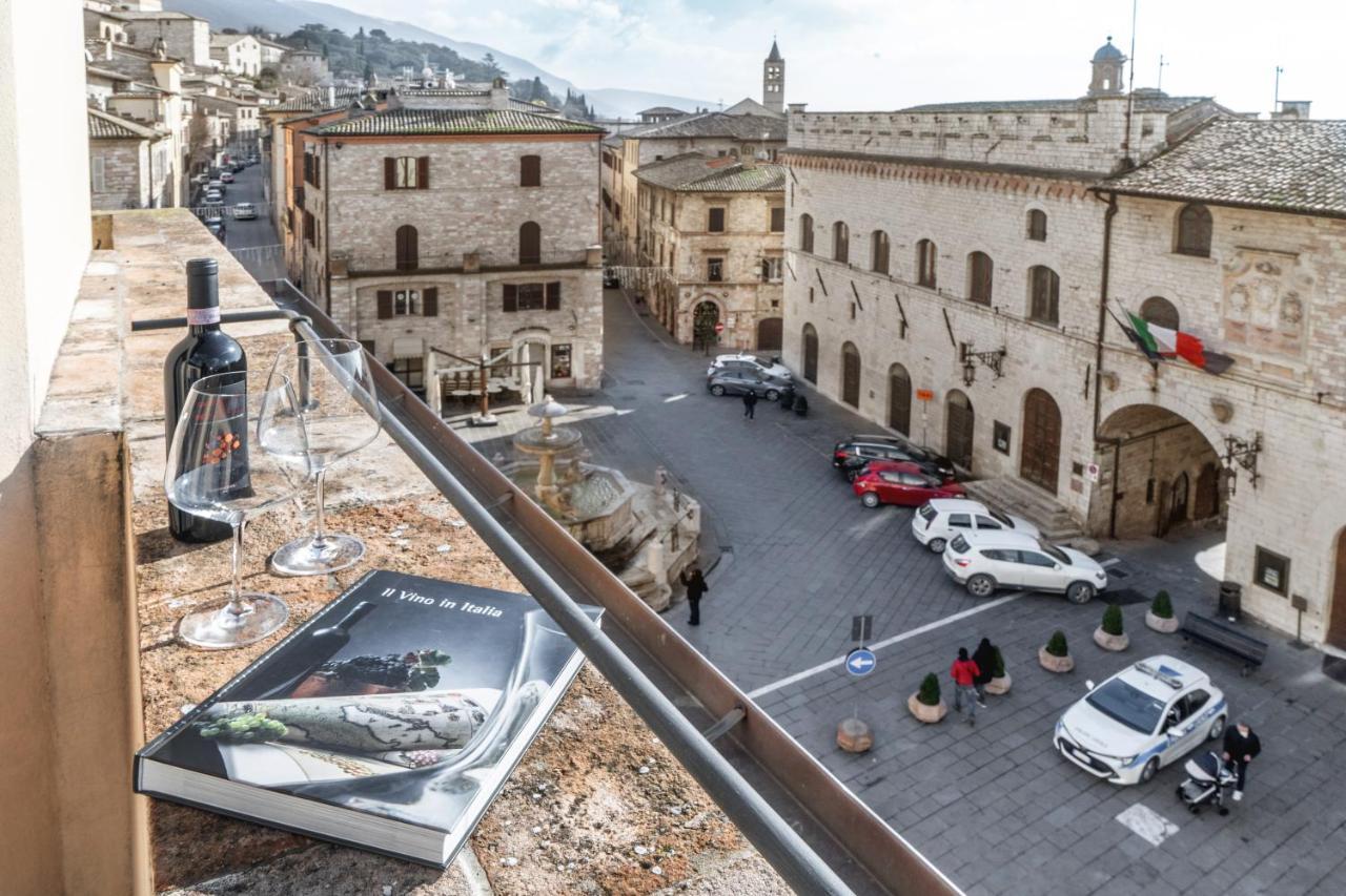 Palazzo Bozzoni Assisi Boutique Apartments Eksteriør bilde